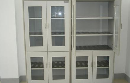 ��ľ��������