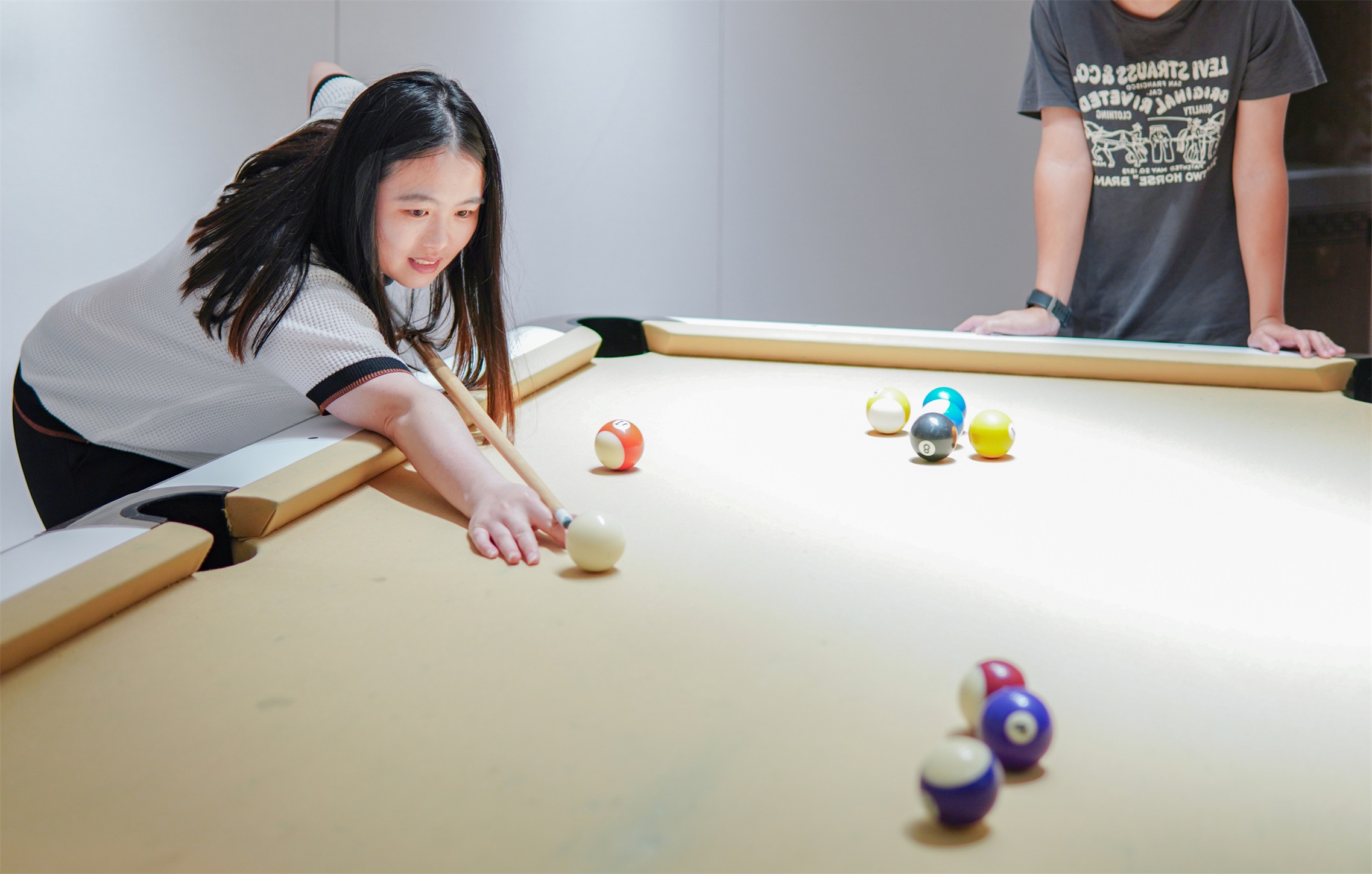 �½�(�й���)���޹�˾����