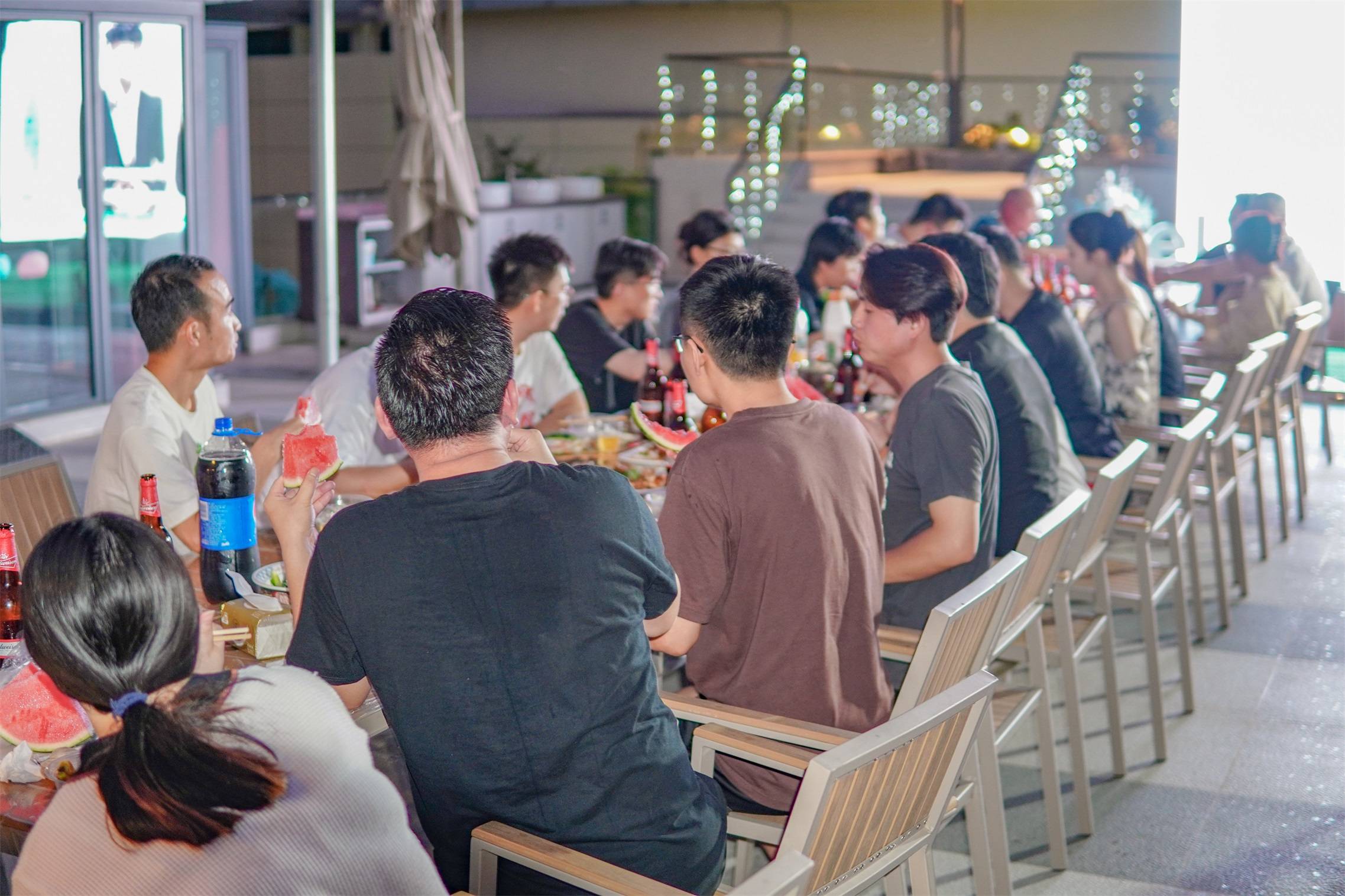 �½�(�й���)���޹�˾����