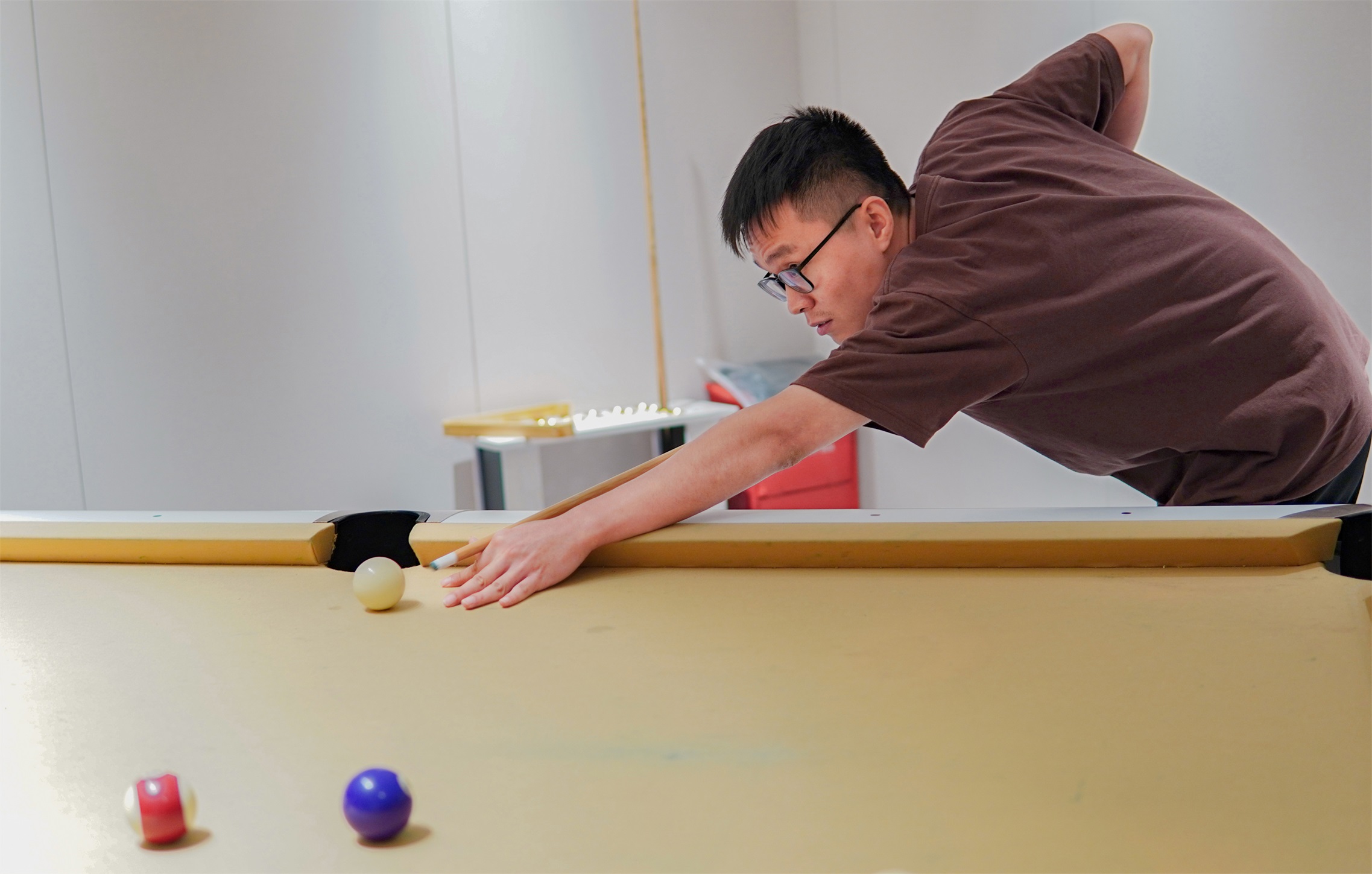 �½�(�й���)���޹�˾����